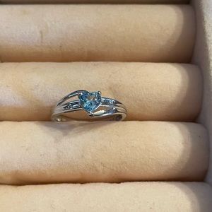 10k White Gold Blue Topaz Ring